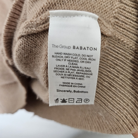 Aritzia Babaton Luxe Cashmere Knit Cardigan Sz XS Oversize V-Neck Neutral  Tan - Picture 9 of 13